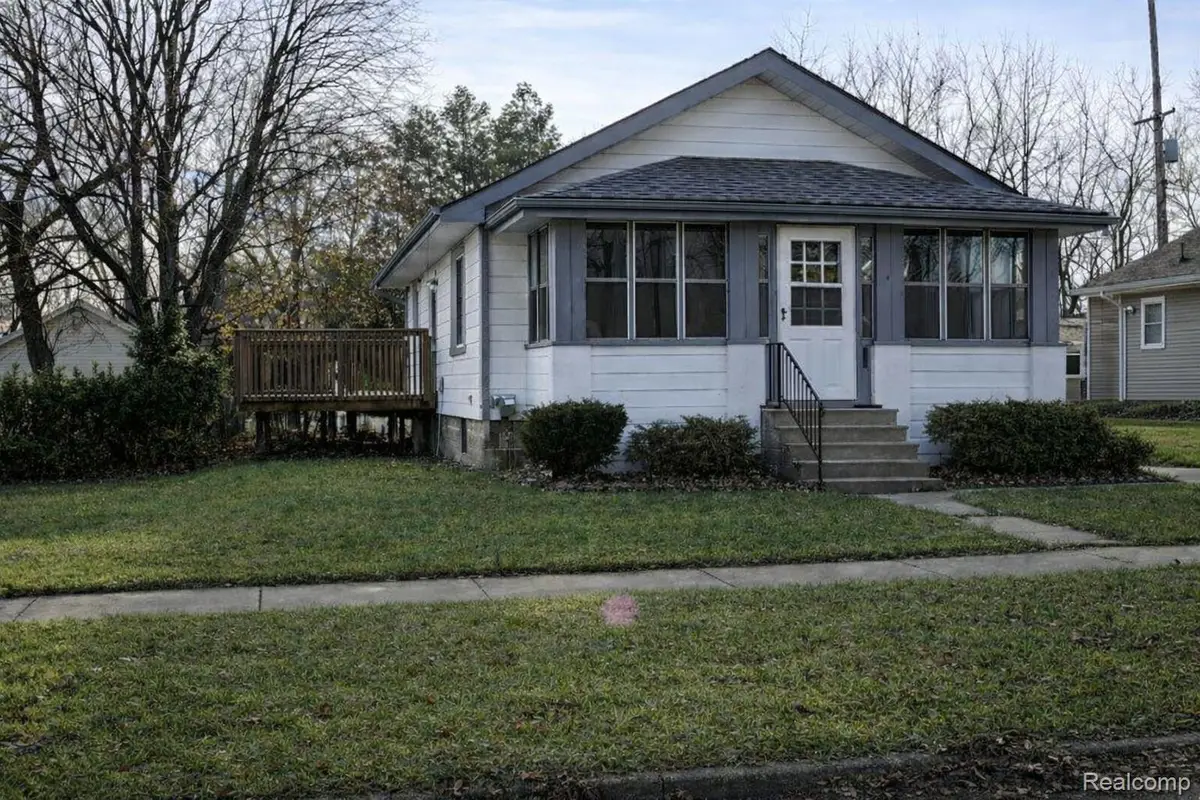 2513 Tiffin Street, Flint, MI 48504 - Image #1