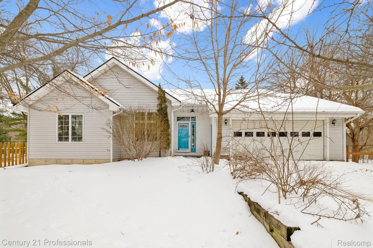 132 Florence Street, Lake Orion, MI 48362 - #1