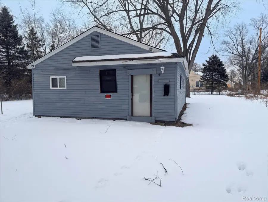 15344 Blackstone Street, Detroit, MI 48223 - Image #2