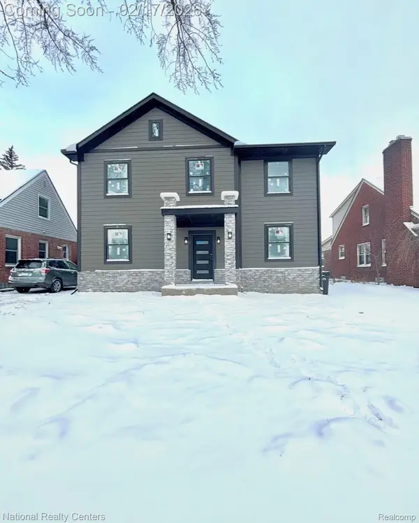 10024 Borgman Avenue, HuntingtonWoods, MI 48070