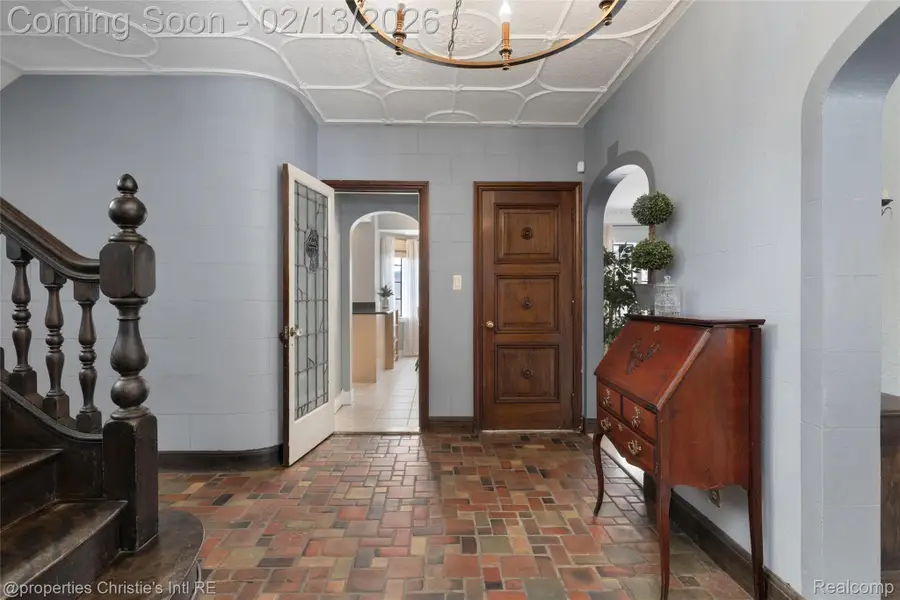 19435 Shrewsbury Road, Detroit, MI 48221 - Image #2