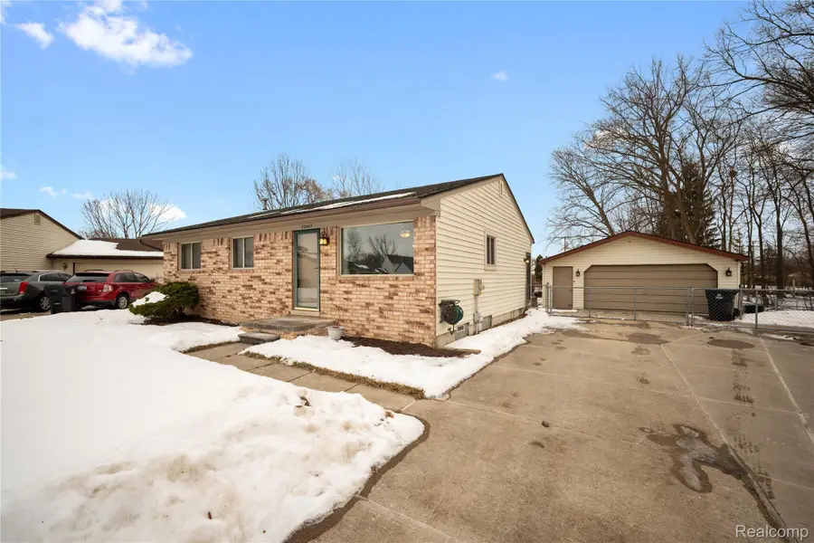 33443 Unicorn Court, Westland, MI 48186 - #3