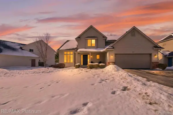1408 Morning Mist Drive, Howell, MI 48843