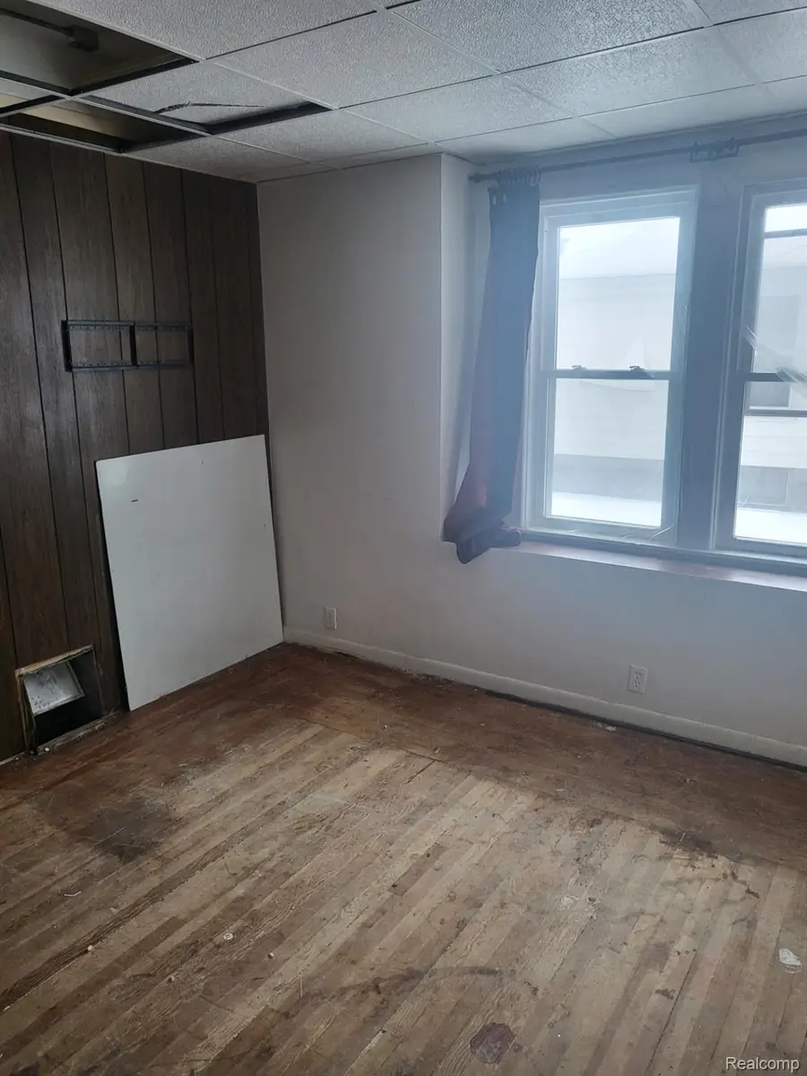 1401 Michigan Avenue, Bay City, MI 48708 - Image #3