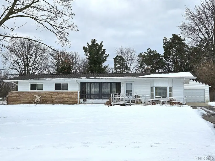 496 E Lovell Drive, Troy, MI 48085 - #3