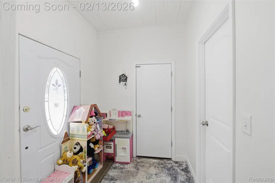 15990 Merriman Road, Livonia, MI 48154 - #3