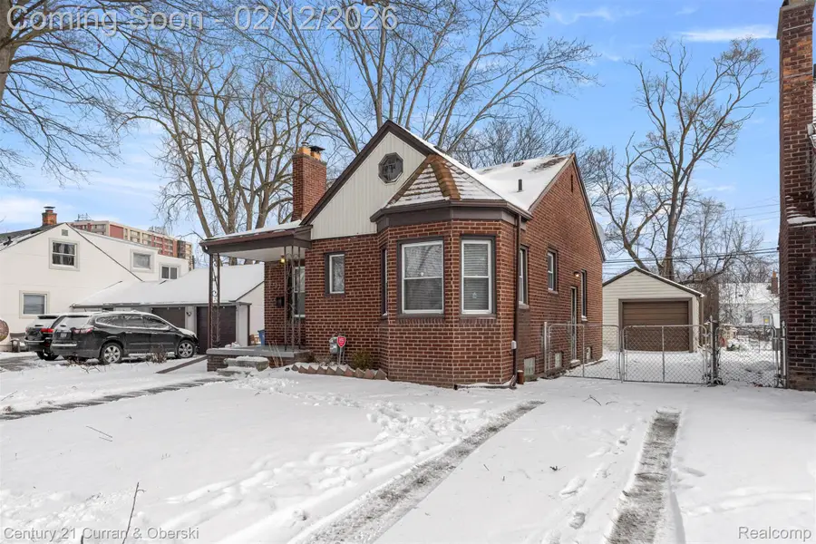 6732 Rockdale Street, Dearborn Heights, MI 48127 - #2