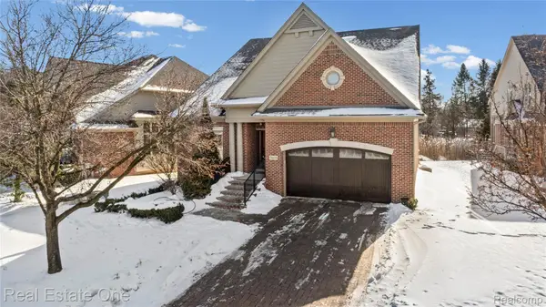 5608 Pembrooke Crossing, WestBloomfield, MI 48322