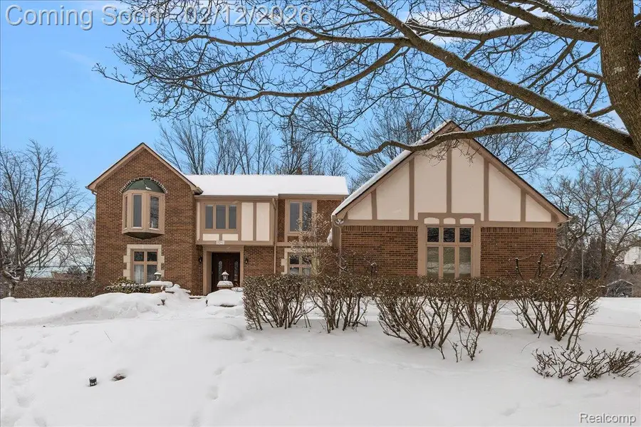 2291 Red Maple Drive, Troy, MI 48098 - #3