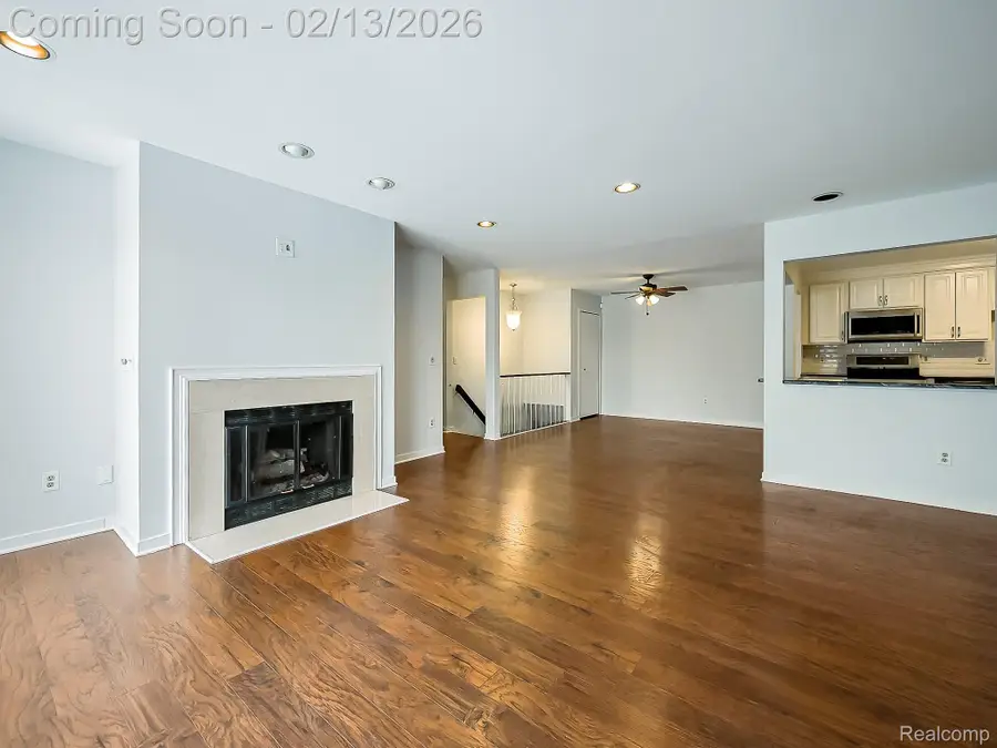 6505 Maple Lakes Court, West Bloomfield, MI 48322 - #2