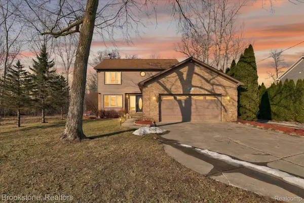 1980 Oakville Waltz Road, NewBoston, MI 48164