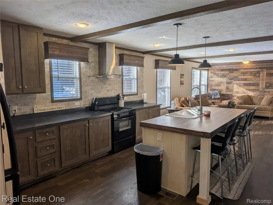 573 Turquoise Drive, Whitmore Lake, MI 48189 - #2