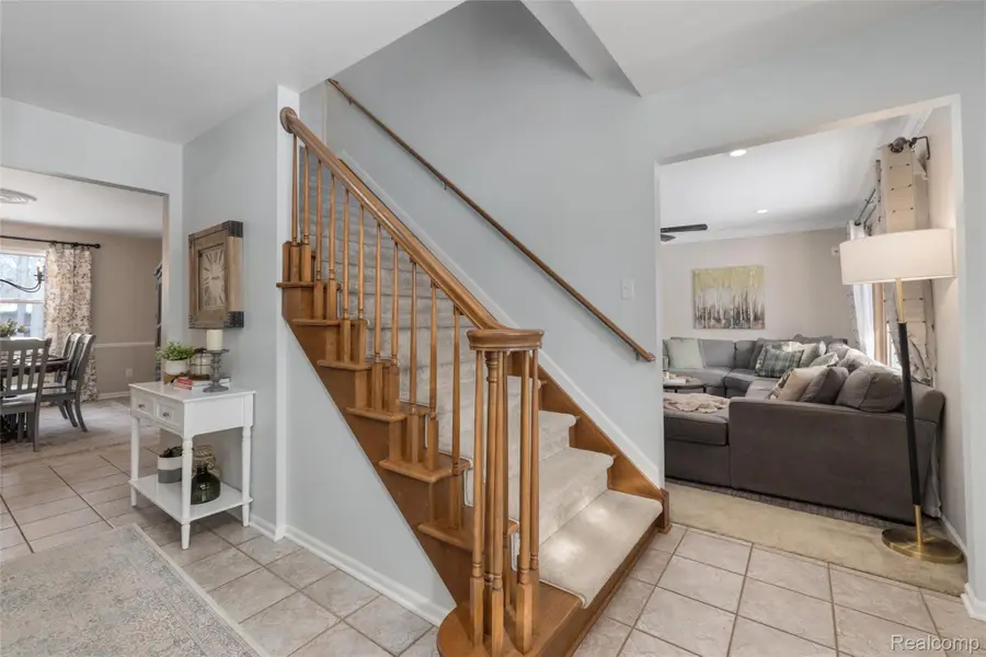 8374 Lasalle Court, Grosse Ile, MI 48138 - #3