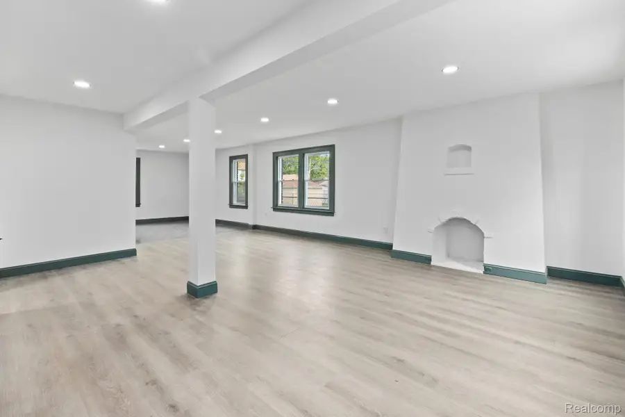 15781 Washburn St, Detroit, MI 48238 - #2