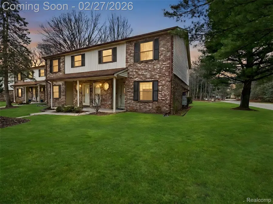 35652 Castlewood Court, Westland, MI 48185 - #3