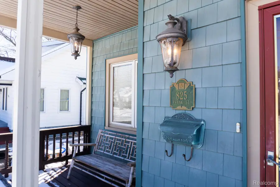 825 Frank Street, Flint, MI 48504 - Image #3