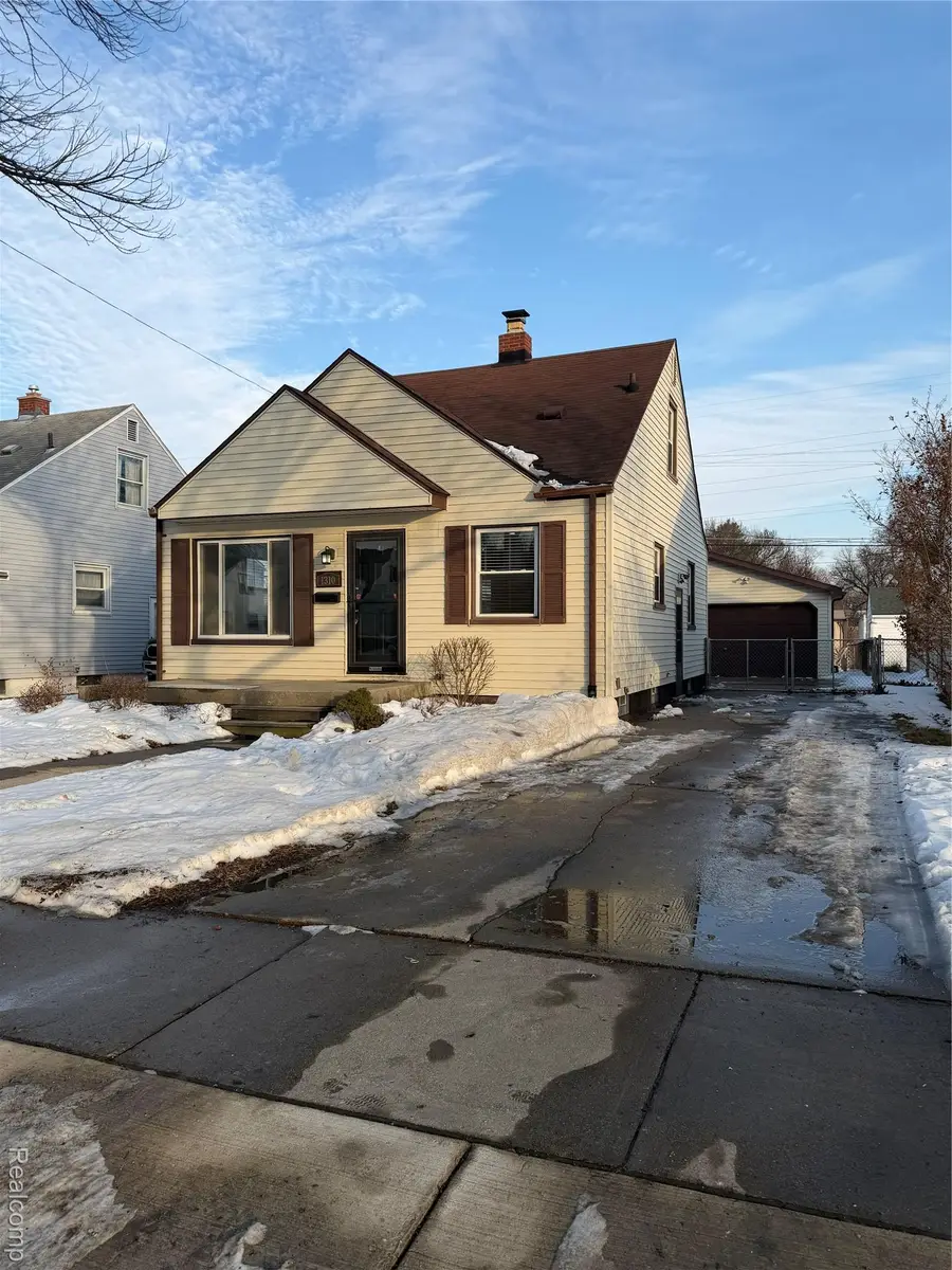 1310 Arbor Avenue, Monroe, MI 48162 - #2