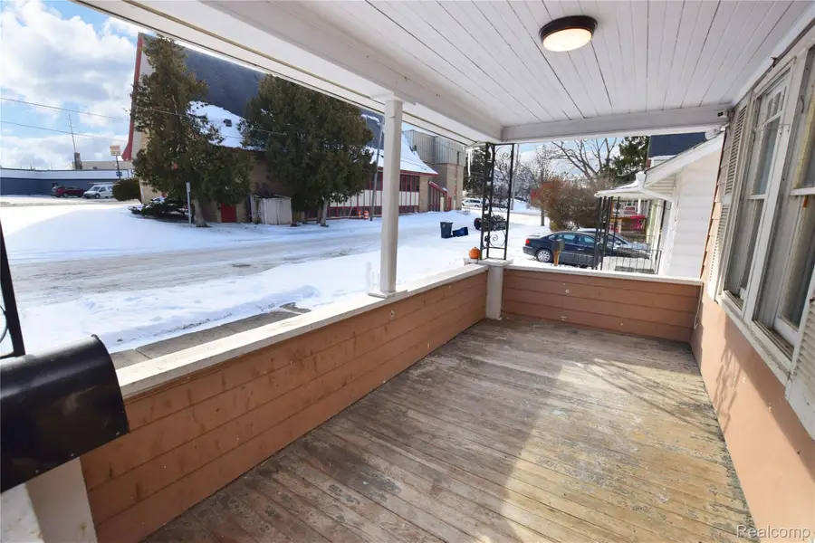 2310 Gibson Street, Flint, MI 48503 - #2
