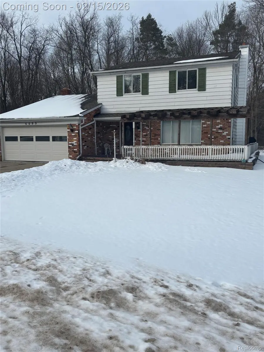 6099 Brookwood Drive, Burton, MI 48509 - #2
