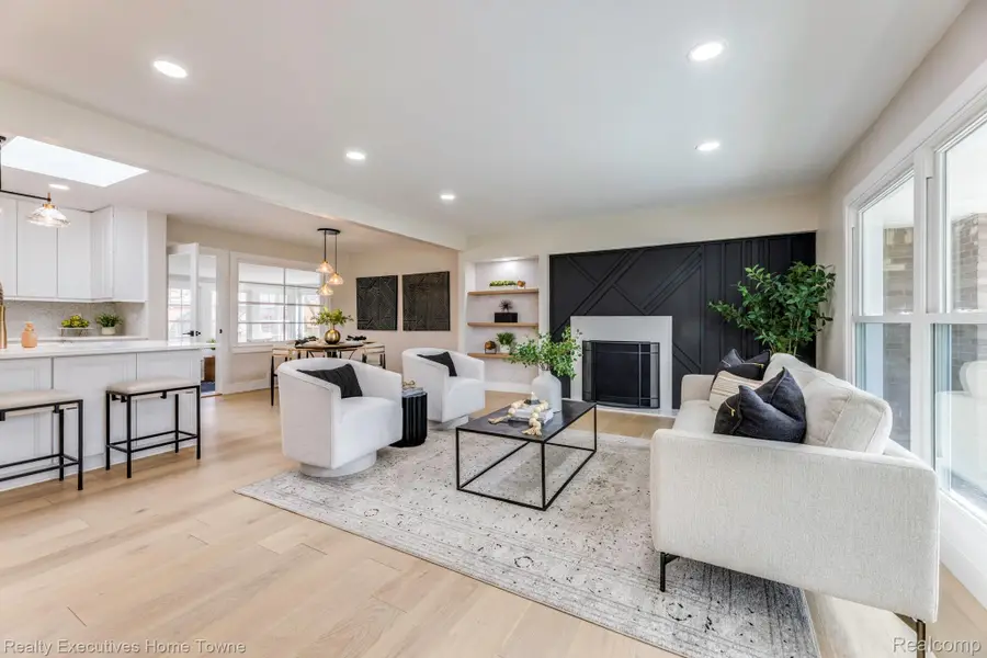 18910 Devonshire Street, Franklin, MI 48025 - #3