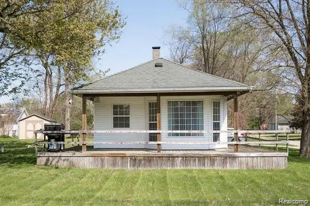 1207 Kettering Street, Burton, MI 48509 - #1