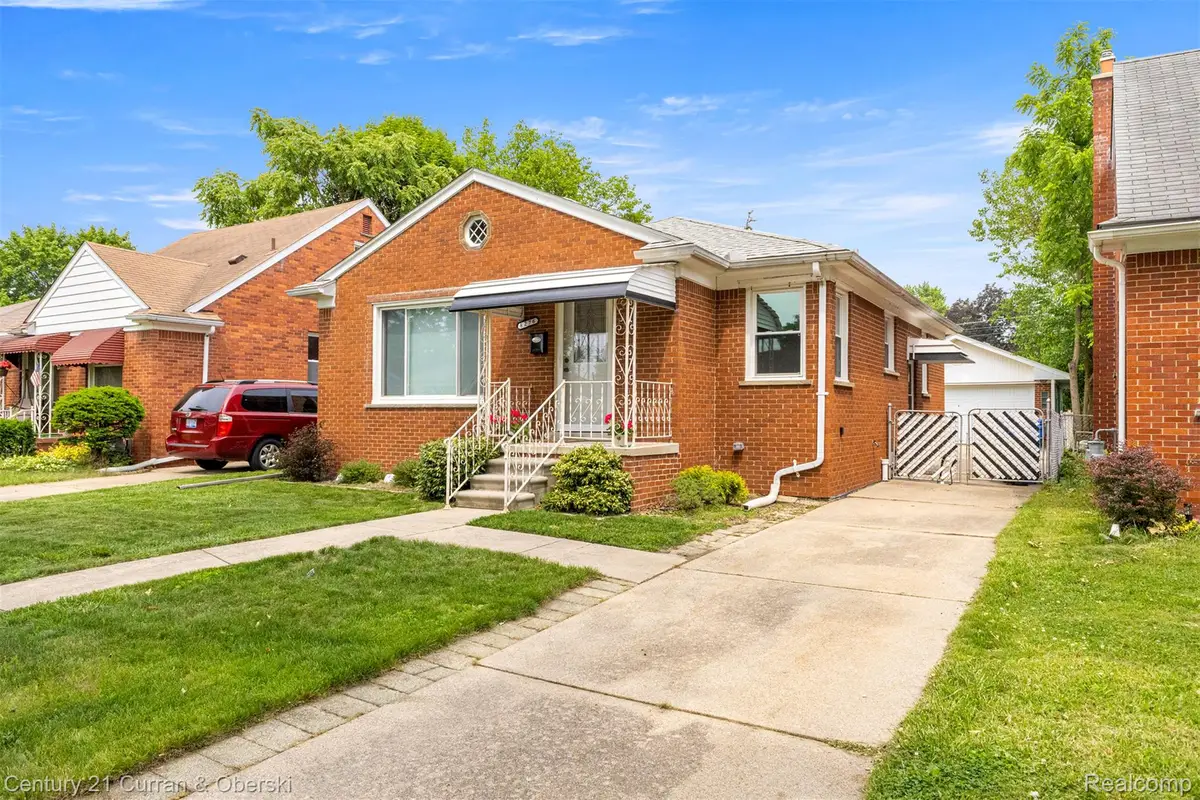8276 Riverview Street, Dearborn Heights, MI 48127 - #1