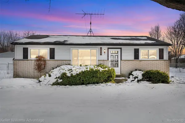 26529 Willow Cove, Woodhaven, MI 48183