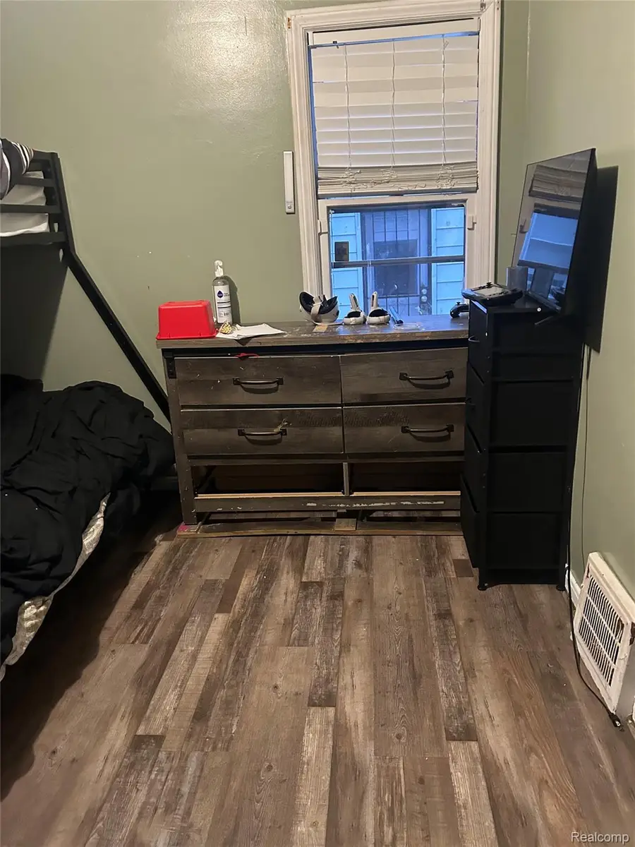 19982 Kingsville Street, Detroit, MI 48225 - #3