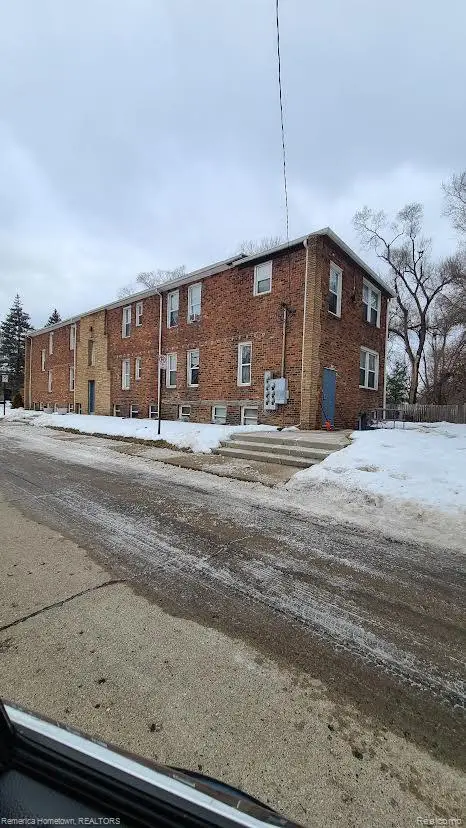 21304 Ontaga Street, FarmingtonHills, MI 48336