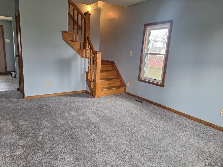 5656 Monroe Street, Dearborn Heights, MI 48125 - #2