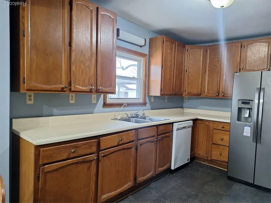 5656 Monroe Street, Dearborn Heights, MI 48125 - #3