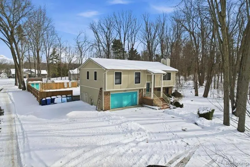 4531 Clifford Road, Brighton, MI 48116 - #2