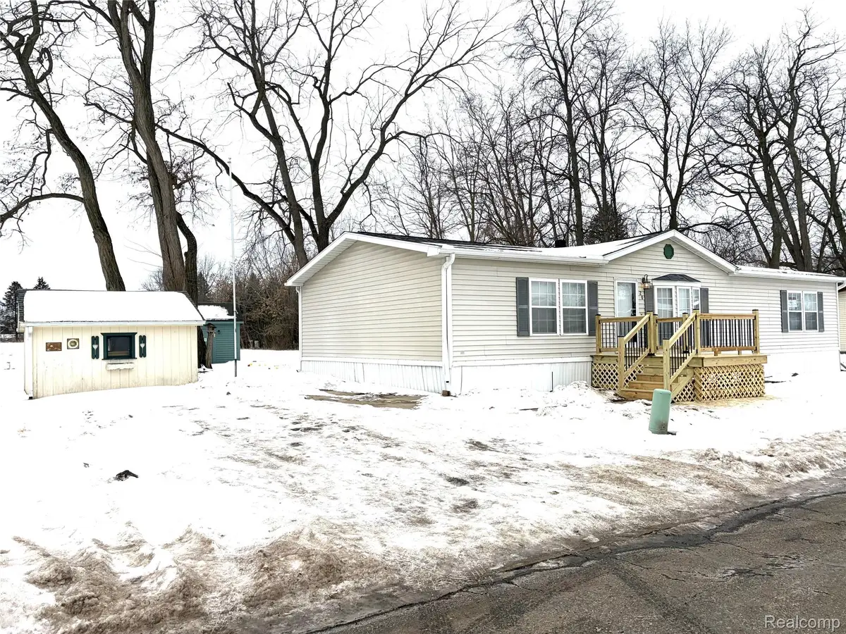 20 S Hill Drive, Linden, MI 48451 - #1
