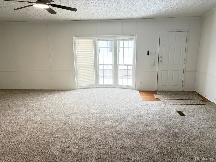 20 S Hill Drive, Linden, MI 48451 - #3