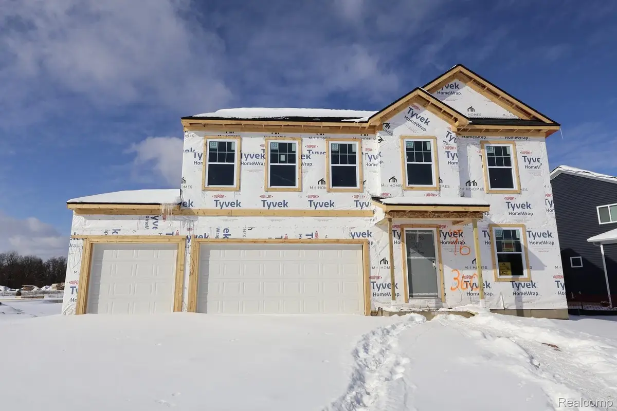 360 Hidden River W, Holly, MI 48442 - #1