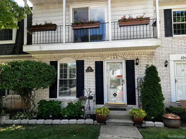 106 Manor Way, RochesterHills, MI 48309