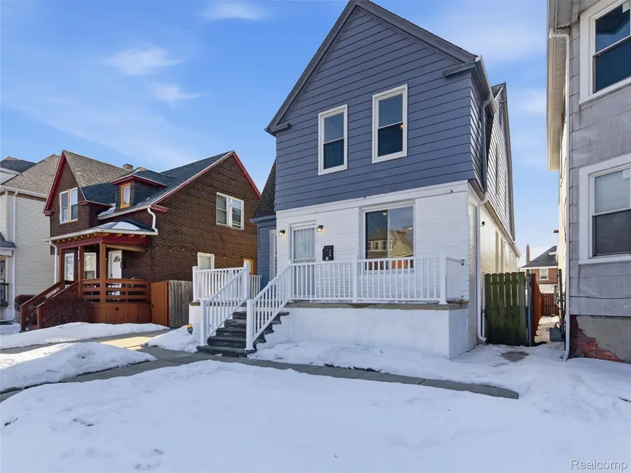 713 Clairmount Street, Detroit, MI 48202 - #2