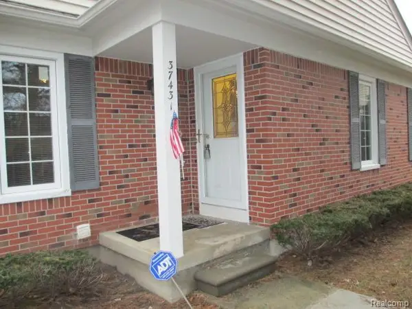 37431 Stonegate Circle #41, ClintonTownship, MI 48036