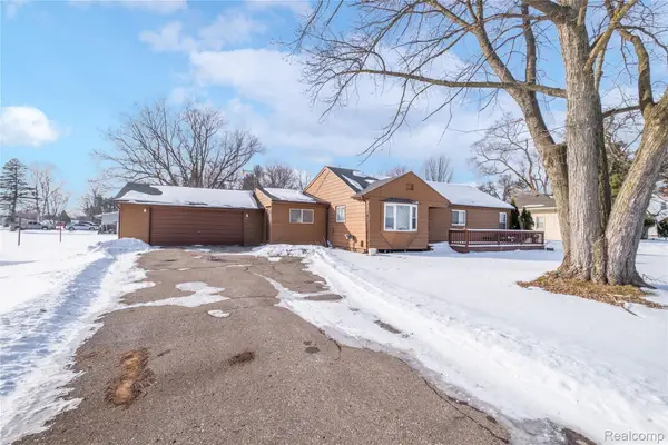 6449 Detroit Street, MtMorris, MI 48458