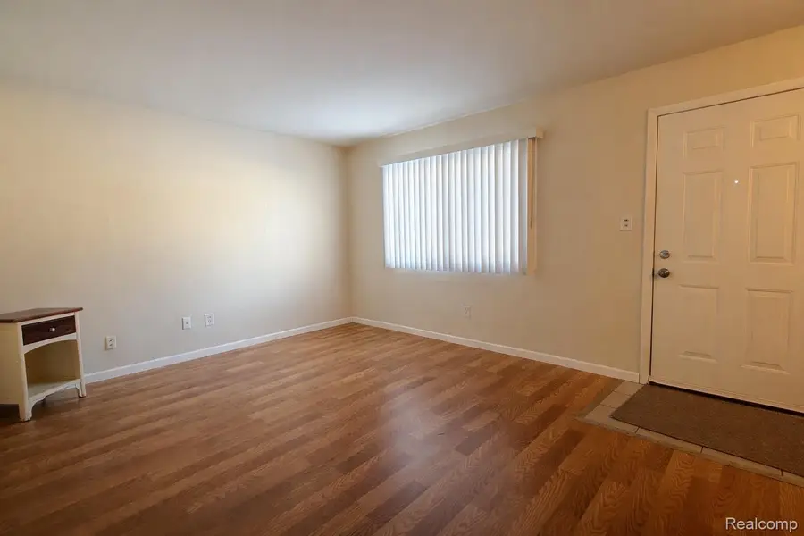 141 W Cornell Avenue, Pontiac, MI 48340 - #3