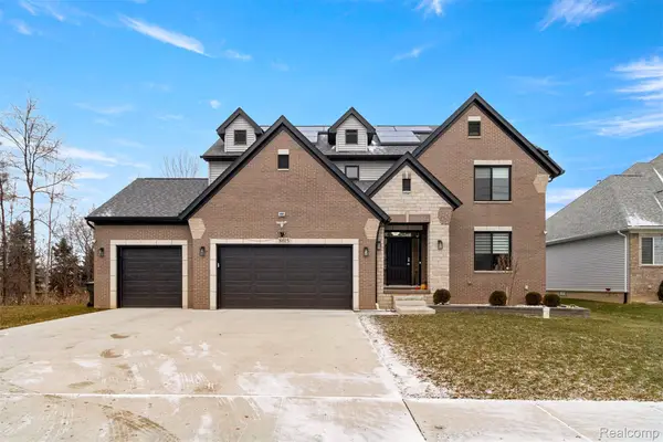8615 Greendale Drive, SterlingHeights, MI 48312