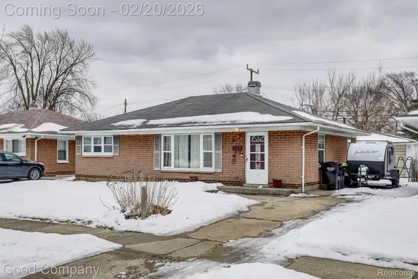 1176 E Kalama Avenue, MadisonHeights, MI 48071