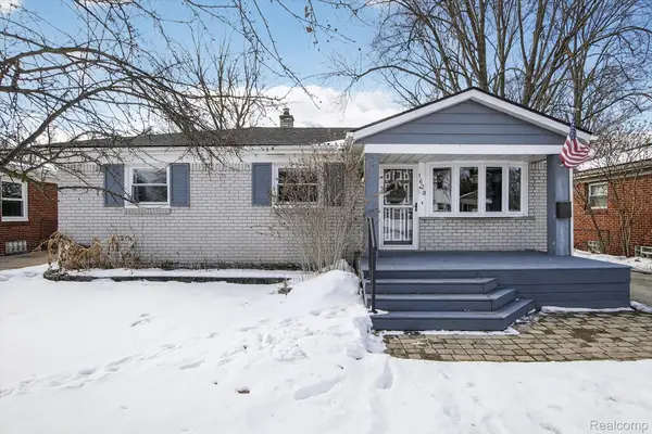 1620 Regene Street, Westland, MI 48186