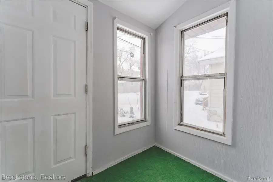 202 W Rundell Street, Pontiac, MI 48342 - #3