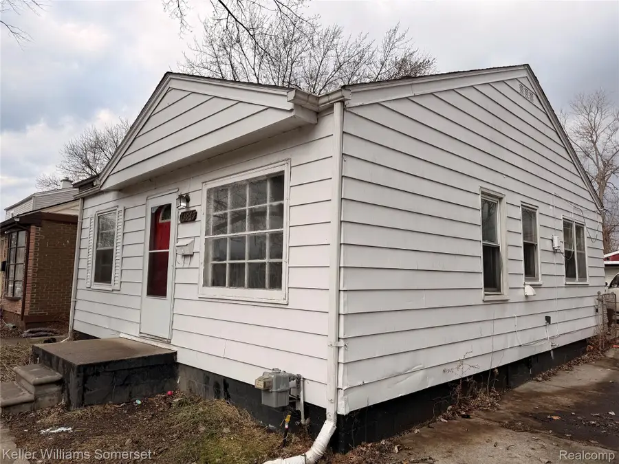 13069 Sarsfield Avenue, Warren, MI 48089 - #2