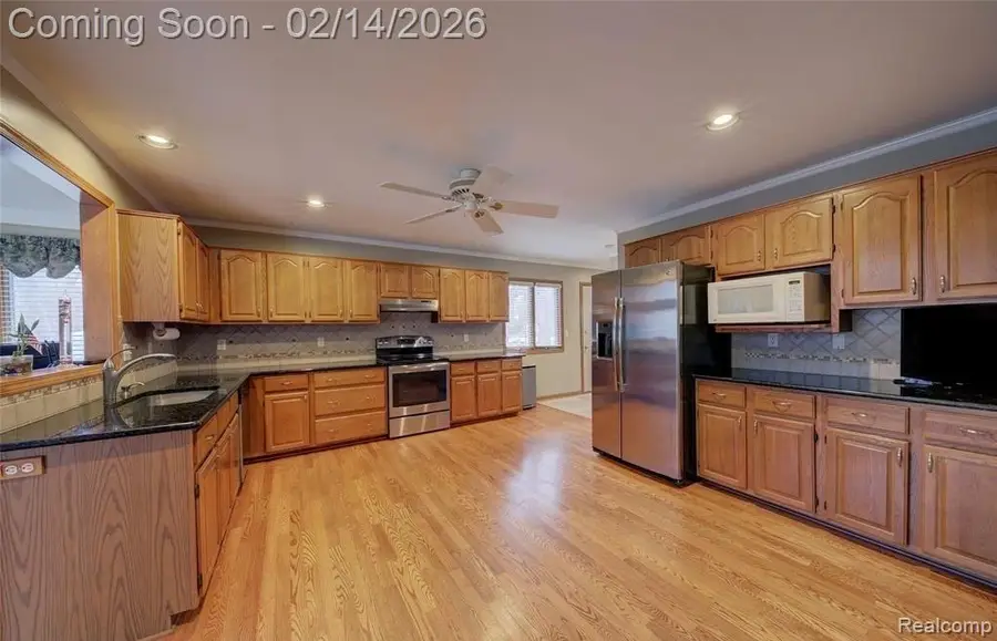 15924 Harrison Street, Livonia, MI 48154 - #3