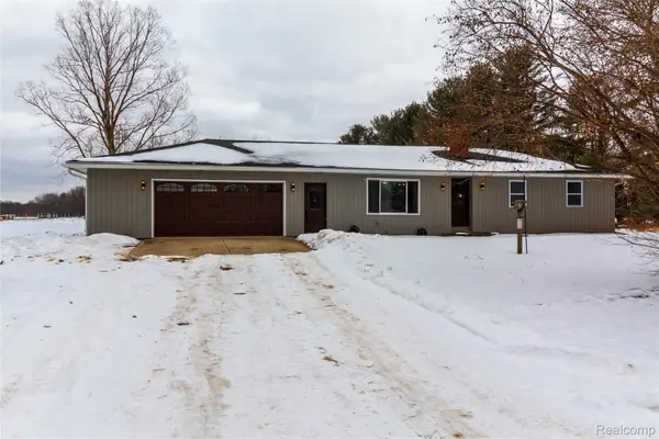 2238 Farnsworth Road, Lapeer, MI 48446