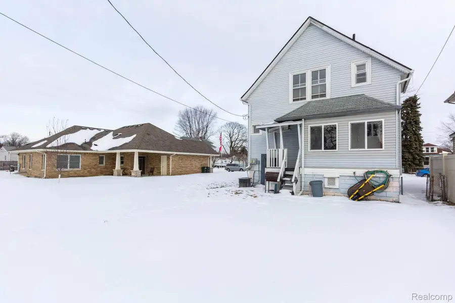 2332 8th Street, Wyandotte, MI 48192 - #2