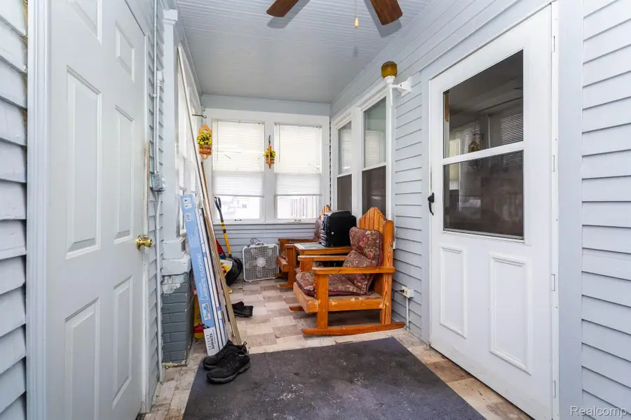 2332 8th Street, Wyandotte, MI 48192 - #3