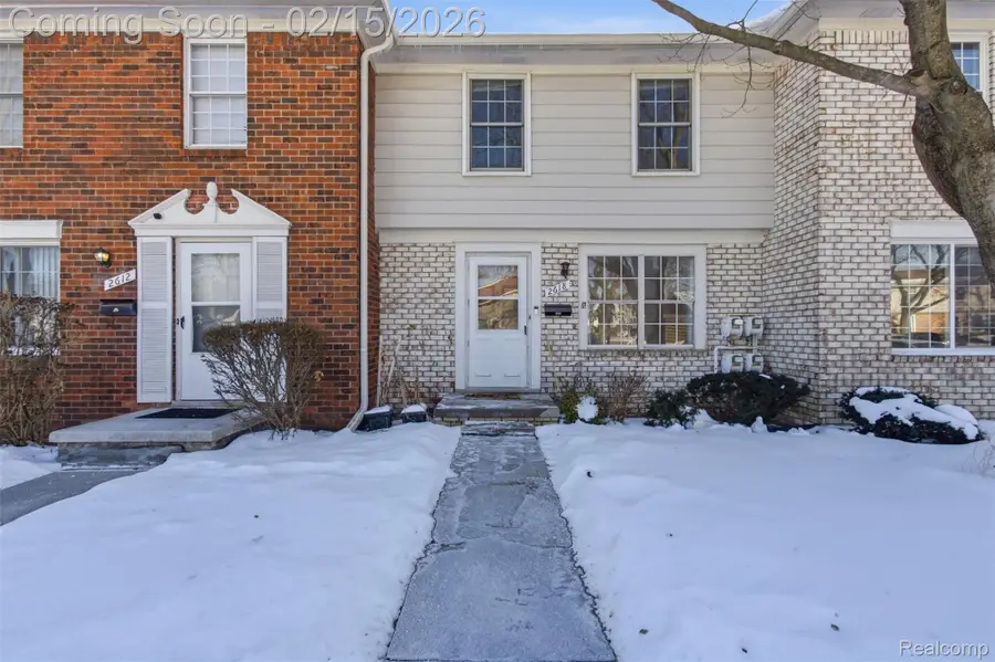 2618 Seaton Circuit S, Warren, MI 48091 - #2